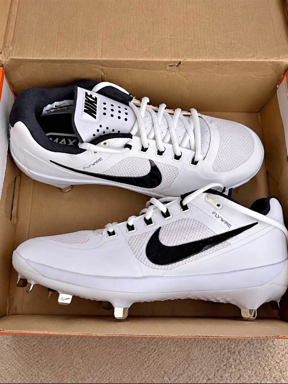 Nike Men's Flywire Baseball Cleats - Low Top